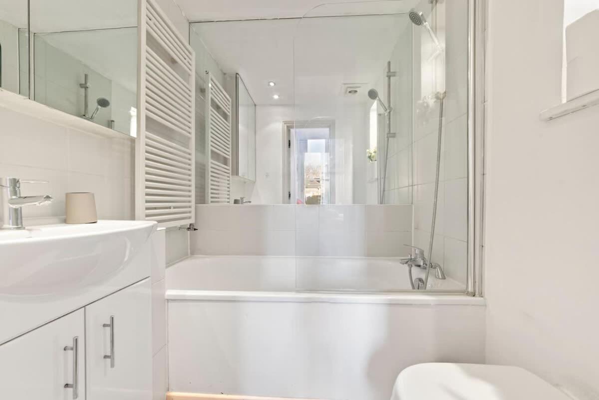 Sg, Classic Knightsbridge Loft Apartment Londen Buitenkant foto